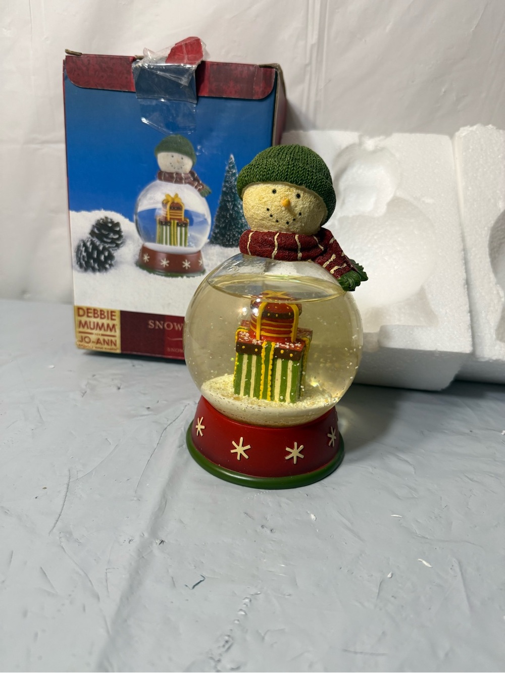 "Vintage Debbie Mumm Jo-Ann Fabrics Holiday Snowman Snow Globe with Box"